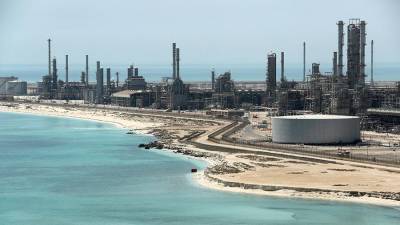 Эр-Рияд рассказал о подсчете снижения запасов нефти в рамках ОПЕК+