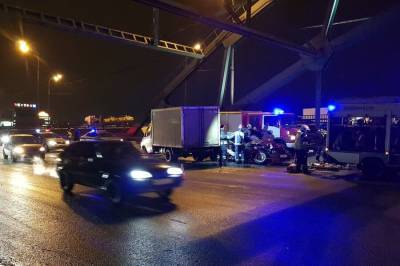 Движение на МКАД в районе Бесединского шоссе полностью восстановили после аварии