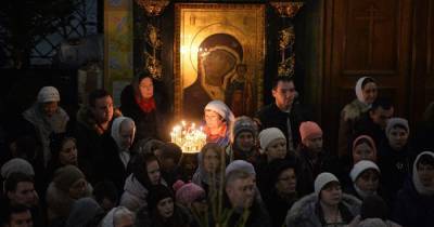 Православные верующие отмечают рождественский сочельник