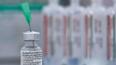 На Украине заявили о тайной вакцинации чиновников