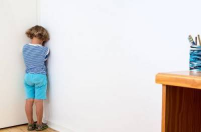 Почему ребенка не стоит ставить в угол: пять причин