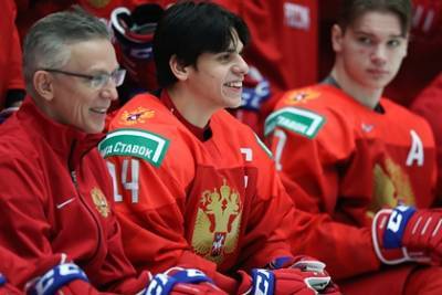 Главный тренер российской молодежки призвал не «опускать» хоккеистов после ЧМ