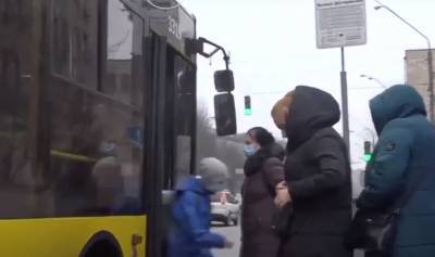 Борьба за место в салоне: как будет работать общественный транспорт в Киеве во время локдауна