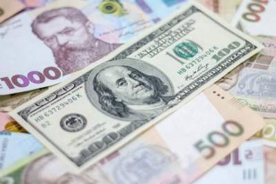 Доллар и евро упали в цене: актуальный курс валют на 6 января