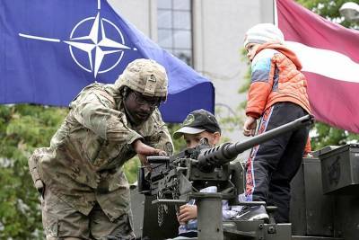 НАТО врёт, что не давало Москве гарантий не идти на Восток