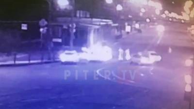 Погоня за водителем в центре Петербурга попала на видео