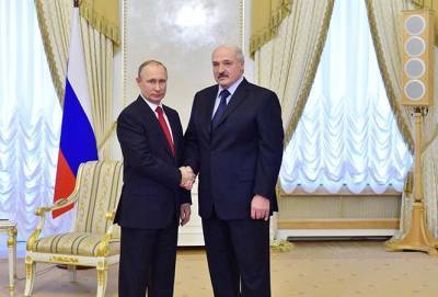 Лукашенко заявил, что они с Путиным "намертво" в одной команде