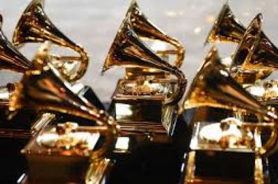 Из-за COVID-больных в часовнях и магазинах в Лос-Анджелесе перенесли церемонию Grammy