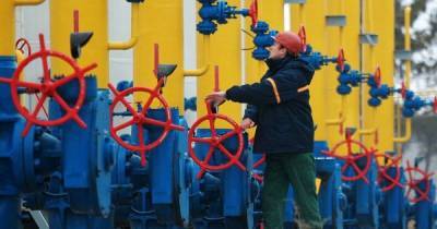 "Газпром" на треть сократил транзит газа через территорию Украины