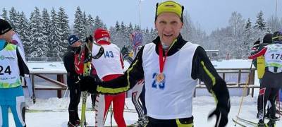 Четырёхкратный чемпион мира Владимир Драчев финишировал вторым в лыжной гонке в Петрозаводске