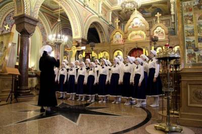 В 180 храмах Петербурга пройдут рождественские богослужения