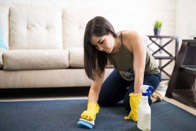 Как почистить коврик в домашних условиях? Сухая и влажная чистка ковров