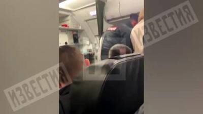 Пьяный пассажир бизнес-класса устроил дебош в самолете Сочи — Москва