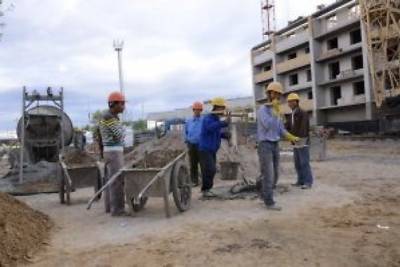 Более 600 безработных бесплатно выучились на строителей в 2020 году в Забайкалье