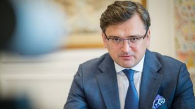 Кулеба заявил, что Украина будет требовать возврата подаренной Лаврову иконы