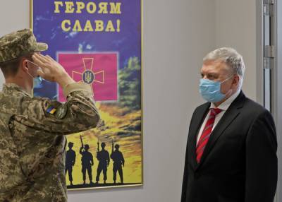 В Украине воинские звания перевели на коды рангов НАТО