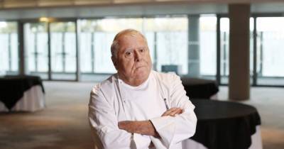 Скончался шеф-повар, чей ресторан первым в Великобритании получил звезду Мишлен