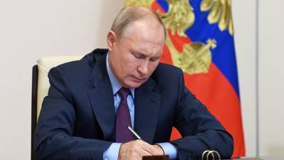 «Круг добра»: Путин подписал указ о создании фонда поддержки детей с тяжёлыми заболеваниями