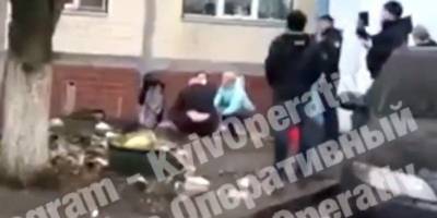 В Киеве мать выбросила из окна восьмого этажа 3-летнего сына — соцсети