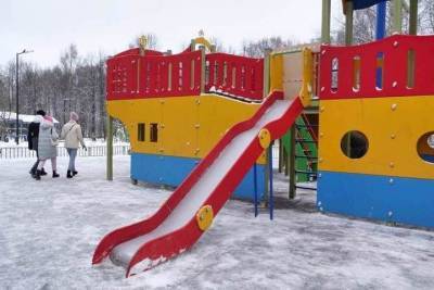 Каникулы строгого режима: в Ярославле в парке «Нефтяник» закрыли все горки