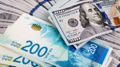 Курс доллара в Израиле вновь рухнул: госбанк обсуждает экстренные меры