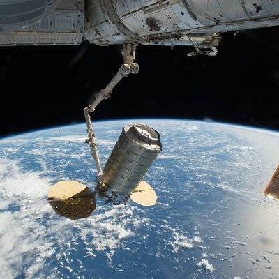 Американский грузовой космический корабль "Сигнус" отстыковался от МКС