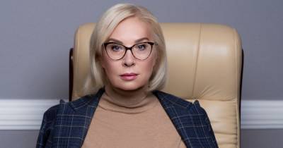 Денисова просит КСУ проверить положения медреформы