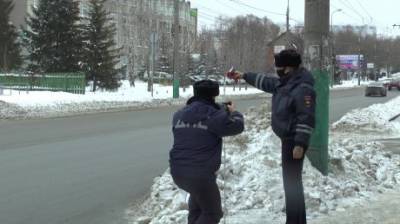 В Пензе сотрудники Госавтоинспекции проверили состояние дорог