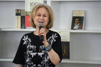Дарья Донцова ответила на сообщения о своей «смерти» в Сочи