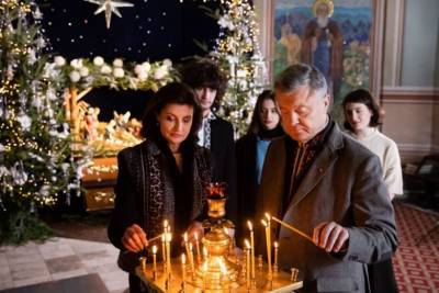 Семья Порошенко поздравила украинцев с праздником Рождества Христова