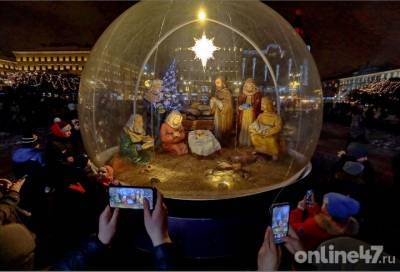 Фоторепортаж: Православные христиане встречают Рождество Христово