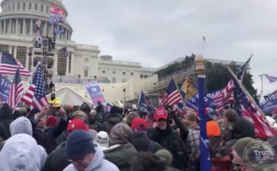 Протесты сторонников Дональда Трампа в Вашингтоне переросли в беспорядки и захват здания Конгресса