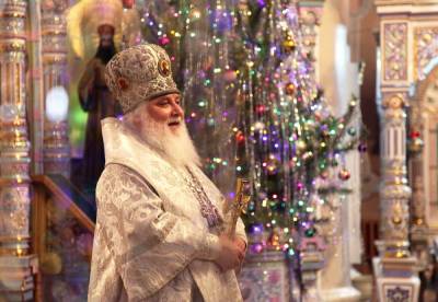 Митрополит Арсений поздравил липчан с Рождеством Христовым