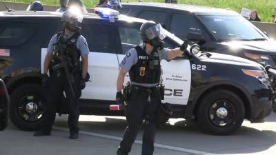 Полиция обнаружила взрывчатку возле здания Капитолия в Вашингтоне