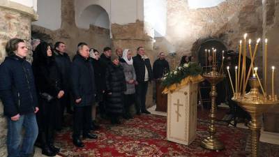 Путин встретил Рождество в церкви под Великим Новгородом