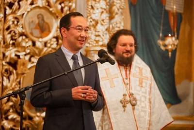 Айсен Николаев поздравил якутян с Рождеством
