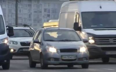 "Охотятся" на доверчивых водителей: мошенники продают украинцам "спасение" от камер фотофиксации