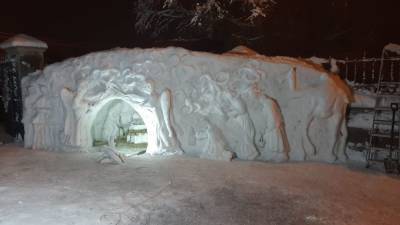 В Твери построили снежный вертеп