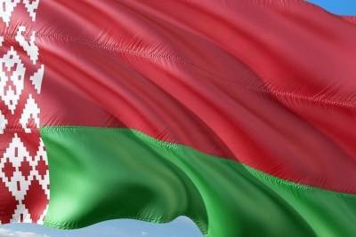В Белоруссии утвердили новый герб: стало меньше России