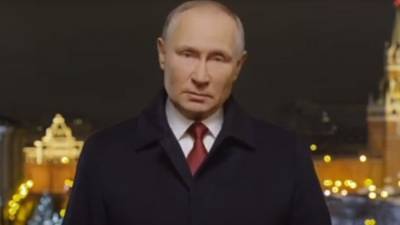 Путин пожелал успехов и исполнения желаний россиянам на Рождество