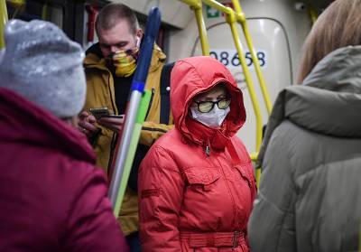 В России за сутки выявлено менее 24 тысяч больных коронавирусом