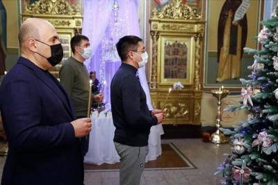 Премьер-министр РФ посетил собор в Сочи