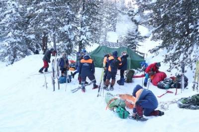 В Красноярском крае во время лыжного похода умерла туристка