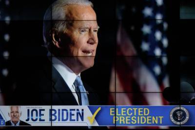 Конгресс на фоне беспорядков утвердил избрание Джо Байдена президентом США