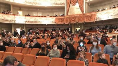 Театры Петербурга возвращаются к работе