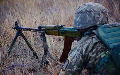 Боевики на Рождество пять раз обстреливали военных на Донбассе