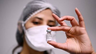Во Франции затягивается вакцинация от коронавируса