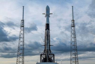 SpaceX запустила первую в 2021 году ракету