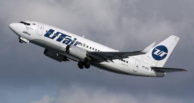 Самолет авиакомпании Utair совершил посадку с отказавшим двигателем
