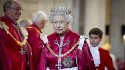 Служащий Букингемского дворца, воровавший вещи из резиденции королевы, приговорен к заключению